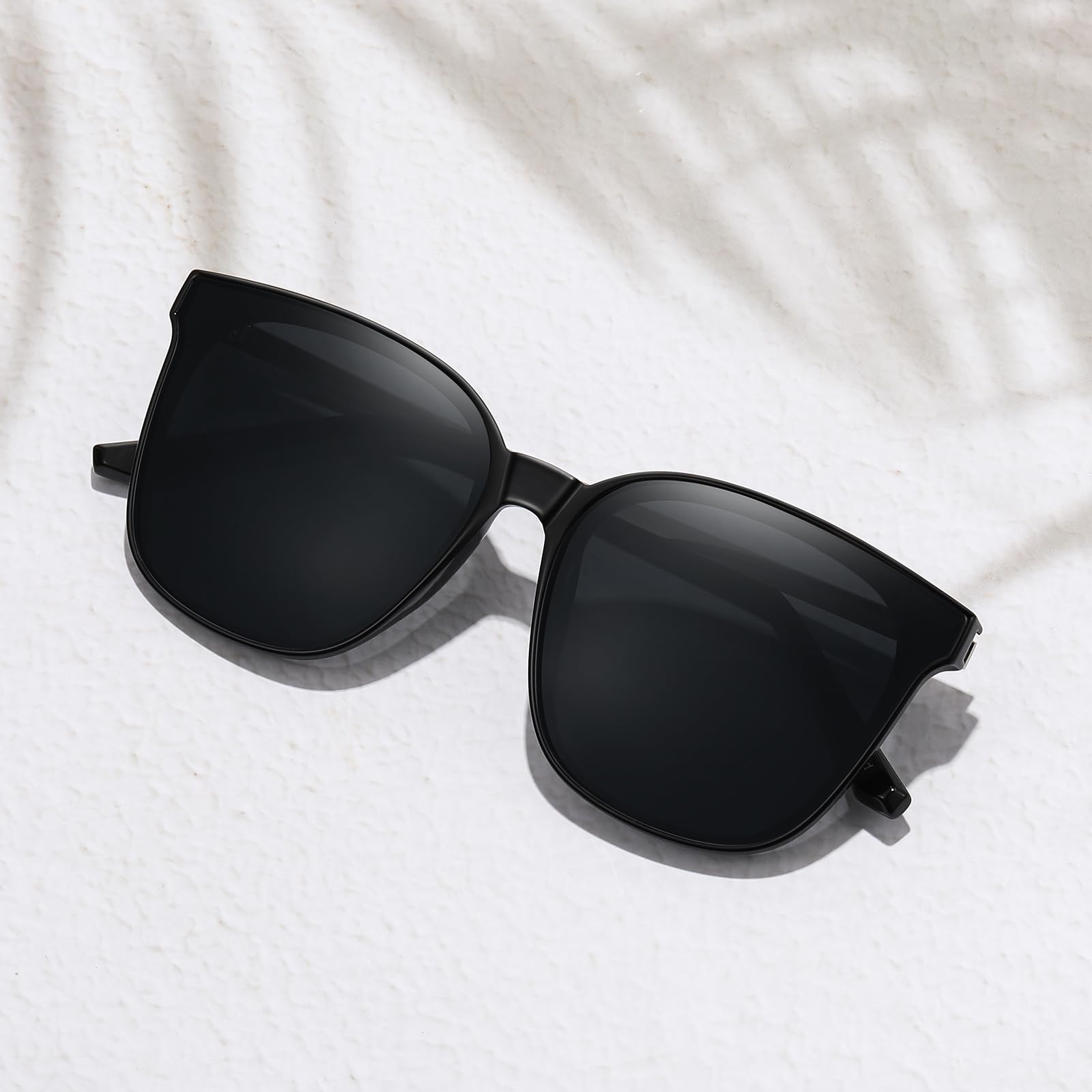 HAOLOTA Women’s Cat Eye Sunglasses Metal Frame with Fashion Shades SG1066